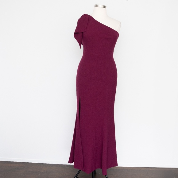Dress the Population Georgina One Shoulder Bow Gown - Picture 2 of 15